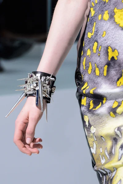 Look 51